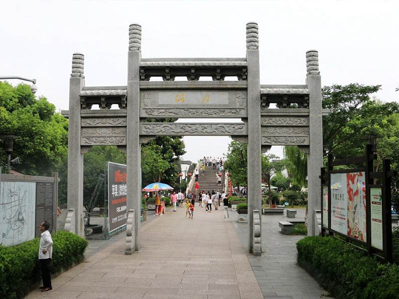 步行街花崗巖牌坊